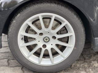 smart fortwo coupe Micro Hybrid Drive 52kW / AC/ Pano - photo 9