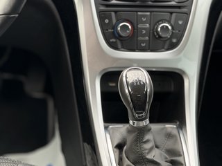 Opel Astra J 5-trg. Tüv11.27/Kette Neu/Garantie - bilder 14