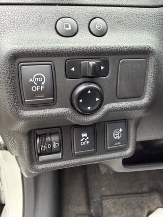 Nissan Note Tekna EURO 5 /NAV/KAM/Teilleder - bilder 17