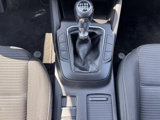Ford Focus Turnier Titanium/Navi/TURBOSCHADEN/ 2.0l - bilder 11