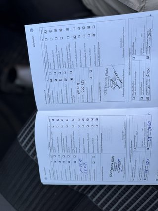 Volkswagen T5 Transporter Bus Multivan United/ 7Sitzer/ NAV - bilder 24