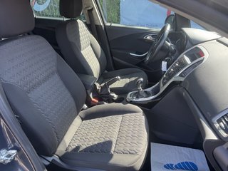 Opel Astra J Sports Tourer Garantie Tüv06/26 Service - bilder 15