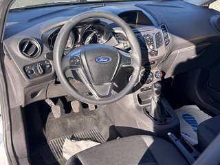 Ford Fiesta Ambiente AC / Garantie / TÜV / Euro 6 - bilder 12
