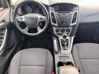 Ford Focus Turnier Champions Edition / ST / - bilder 11