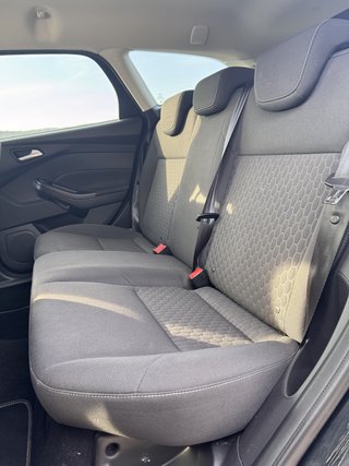 Ford Focus Turnier Champions Edition / ST / - bilder 10