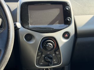 Toyota AYGO x-play Touch / Kamera / - foto 15