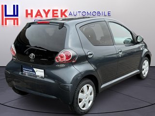 Toyota AYGO Service NEU / Automatik / NAVI / EURO 5 - foto 6