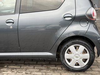 Toyota AYGO Service NEU / Automatik / NAVI / EURO 5 - foto 9