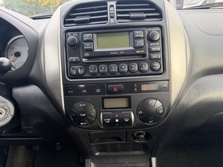 Toyota RAV 4 2.0 Sol EURO 4 / / 4X4 - bilder 15