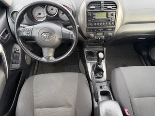 Toyota RAV 4 2.0 Sol EURO 4 / / 4X4 - bilder 12