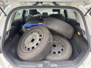 Ford Fiesta Active Unfall-VR Euro6 - bilder 12