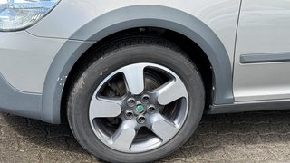 Skoda Octavia Combi Scout 4X4 4x4/ Injektoren Probleme - bilder 11