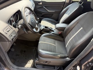 Ford Kuga Titanium AHK / 4x4 / AC /1.Hand - bilder 17