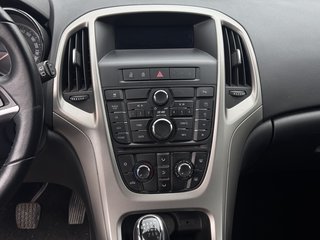 Opel Astra J 5-trg. Design Edition - bilder 13