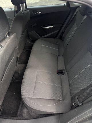 Opel Astra J 5-trg. Design Edition - bilder 15
