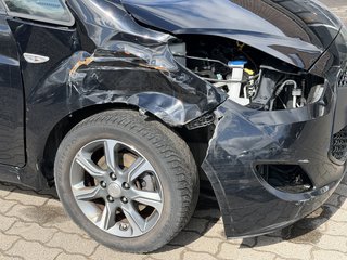 Hyundai iX20 Euro 6 / 1,6 benzin / Automatik / - foto 9