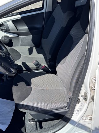 Toyota AYGO Connect / Garantie / 8x Bereift / Euro 5 - bilder 15