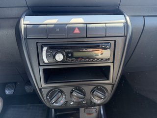Volkswagen Fox 1.Hand / 44.000 KM ! / Klima / - bilder 11