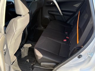 Toyota RAV4 Edition 2014 / 4x4 / RelaxGarantie /AHK - bilder 12