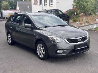 Kia Ceed EX / 8 X Bereift / SHZ / ALU - bilder 3