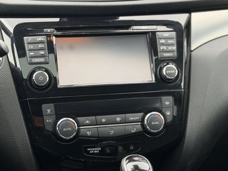 Nissan Qashqai N-Connecta Pano/360 KAM/ NAV / Automatik - bilder 12