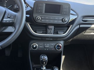 Ford Fiesta Cool & Connect SHZ/TÜV&Service NEU/Garantie - bilder 15
