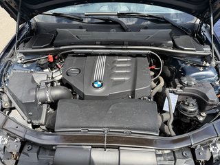 BMW 320 d xDrive XD/ Euro5/ 8XALU/NAV/1.Hand - foto 24