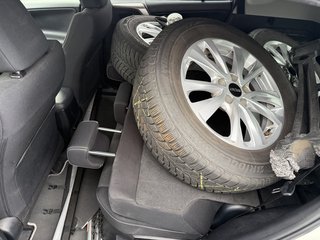Toyota RAV4 Hybrid Edition-S+ / Navi/Kamera/Fahrbereit - bilder 21