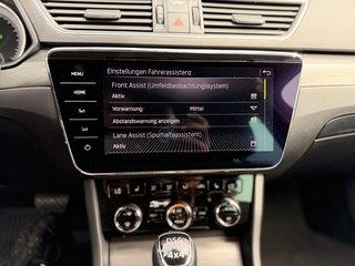 Skoda Superb Combi Style 4x4 - foto 18