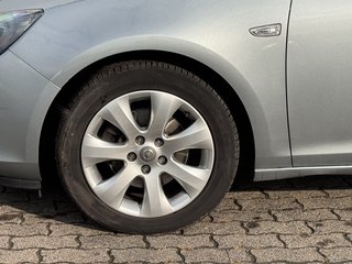 Opel Astra J 5-trg. EURO5/SHT/XEN/ - bilder 9