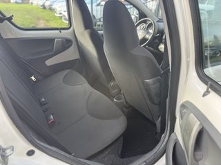 Toyota AYGO Cool Klima - photo 9