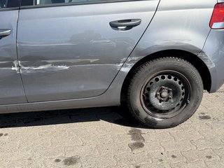 Volkswagen Golf VI Comfortline / 1.4 / Blechschaden - foto 11