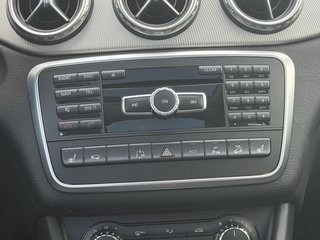 Mercedes-Benz GLA 200 CDI / d 4Matic Pano / Navi - foto 18
