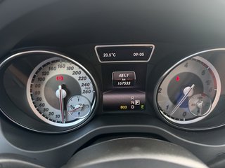 Mercedes-Benz GLA 200 CDI / d 4Matic Pano / Navi - foto 21