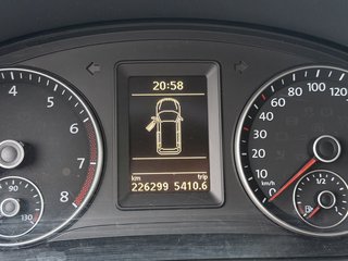 Volkswagen Touran Cup NAV / SHZ/ 7-Sitzer / - bilder 18