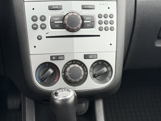 Opel Corsa D Edition/SERVICE & TÜV NEU /8Xbereift/SHZ - foto 16