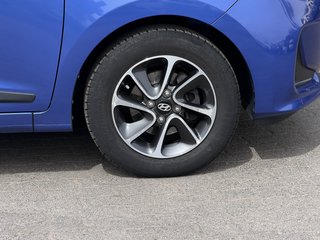 Hyundai i10 Passion SHZ/Service Neu/Garantie/8 X bereift - bilder 9