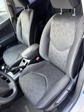 Toyota RAV 4 Klima / ALU / - bilder 12