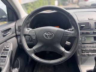 Toyota Avensis Kombi 2.0 Executive / 2.0 / TÜv 05.2026 - bilder 13
