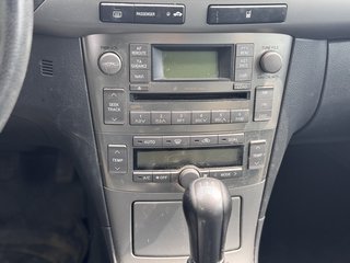 Toyota Avensis Kombi 2.0 Executive / 2.0 / TÜv 05.2026 - bilder 14