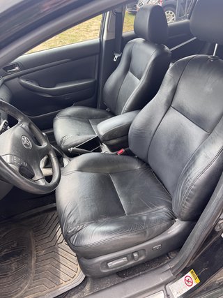 Toyota Avensis Kombi 2.0 Executive / 2.0 / TÜv 05.2026 - bilder 15