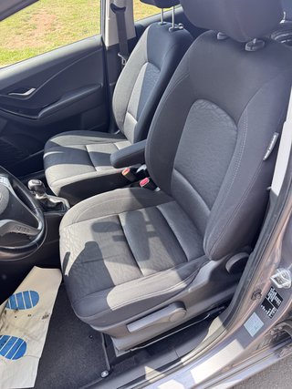 Hyundai ix20 Comfort / 1.Hand / Euro 5 - bilder 14
