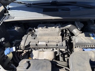 Hyundai TUCSON 2.0 GLS / SHZ / ALU / - bilder 18