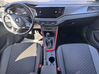Volkswagen Polo VI SHZ/ EURO 6 /NAV / 1.Hand - bilder 11