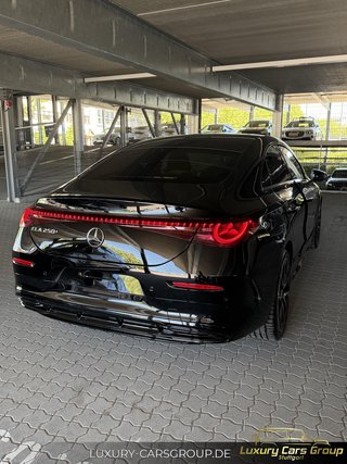 Mercedes-Benz CLA 250 + Right Hand-Premium-AMG-Night - photo 7