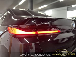 BMW 740 d xDrive M Sport SkyLounge-Prof-Crystal - bilder 22