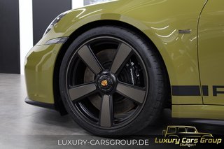Porsche 911 Carrera GTS Spirit 70 Lift-Inno-Bose-PDCC - фото 14