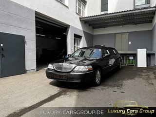 Lincoln Town Car 4,6 V8 Presidential Town Stretch-Limou - photo 1