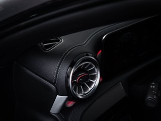 Mercedes-Benz CLA 35 AMG Shooting Brake  MBEAM PANO 360° - bilder 17