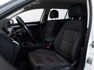 Volkswagen Passat 2.0 TDI Comfortline  LED ACC RFK - foto 10